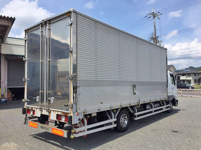 三菱ふそうファイターアルミウイング中型（4t）[写真02]