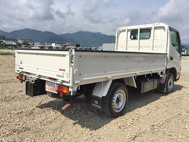 トヨタダイナ平ボディ小型（2t・3t）[写真02]