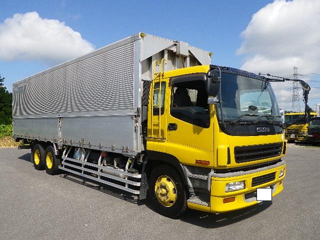 いすゞギガアルミウイング大型（10t）[写真02]