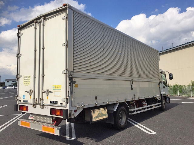 いすゞフォワードアルミウイング中型（4t）[写真02]