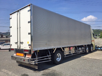 日野プロフィアアルミバン大型（10t）[写真02]