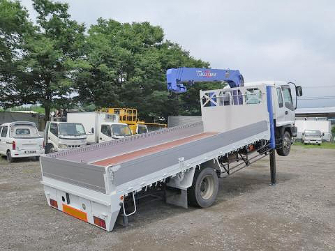 いすゞフォワードセルフクレーン4段増トン（6t・8t）[写真02]