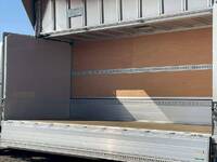 いすゞフォワードアルミウイング増トン（6t・8t）[写真13]