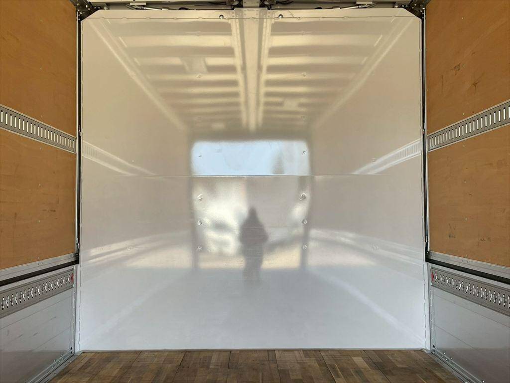 いすゞフォワードアルミウイング増トン（6t・8t）[写真07]