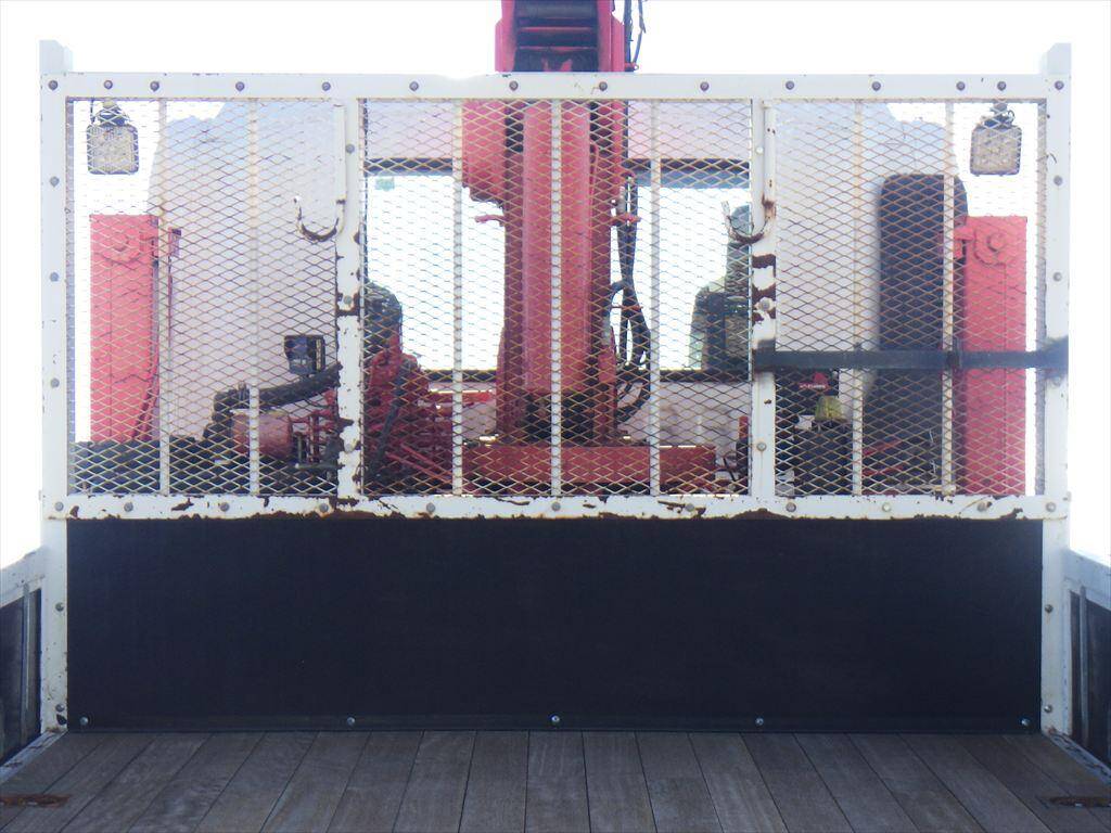 いすゞフォワードセルフクレーン3段中型（4t）[写真07]