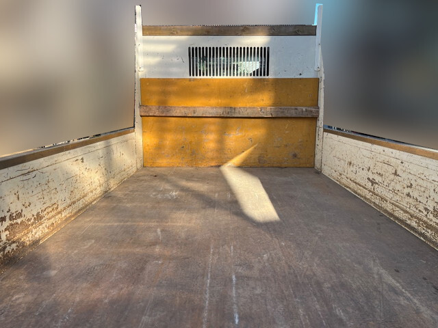 いすゞエルフダンプ小型（2t・3t）[写真10]