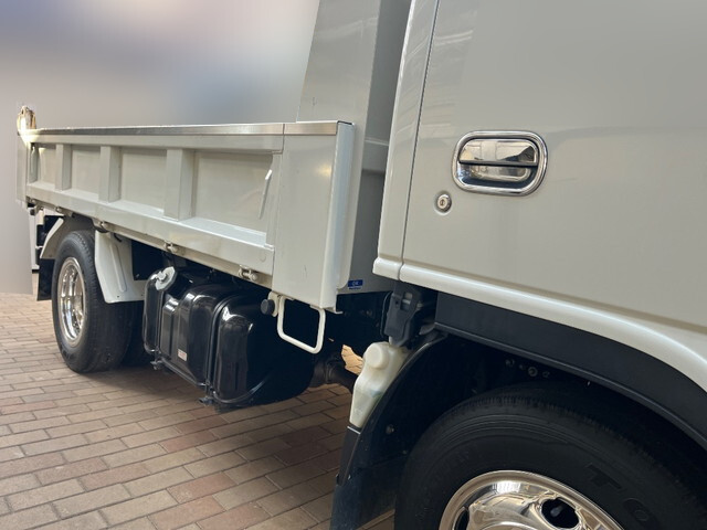 いすゞエルフダンプ小型（2t・3t）[写真05]