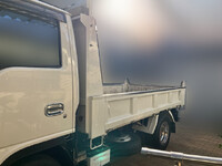 いすゞエルフダンプ小型（2t・3t）[写真07]