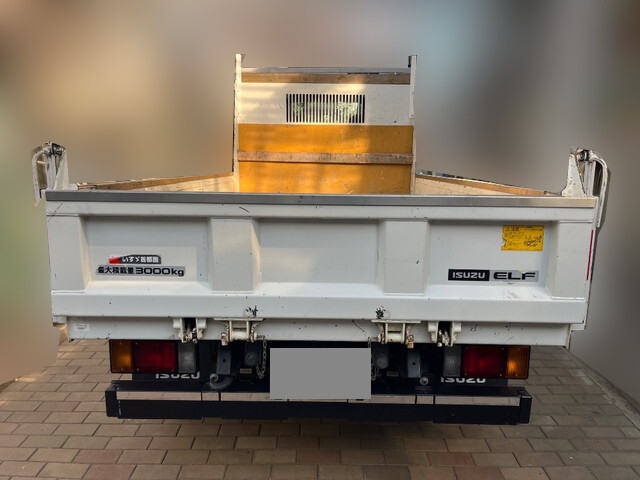 いすゞエルフダンプ小型（2t・3t）[写真09]