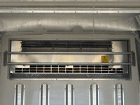 いすゞエルフ冷凍車（冷蔵車）小型（2t・3t）[写真15]