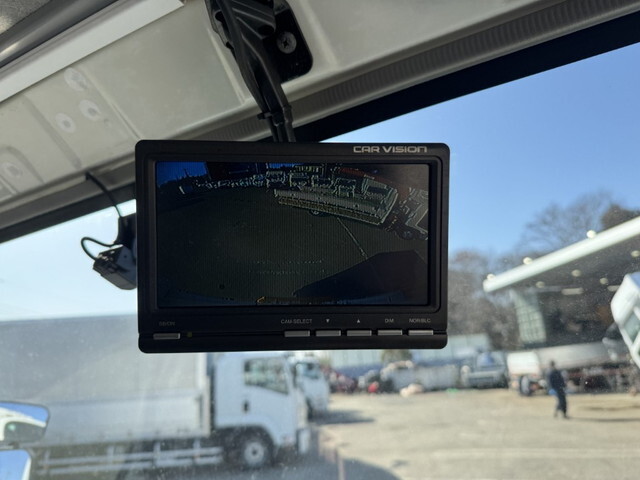 いすゞエルフ冷凍車（冷蔵車）小型（2t・3t）[写真29]