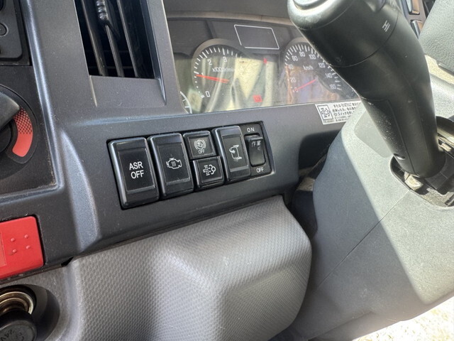 いすゞエルフダンプ小型（2t・3t）[写真17]