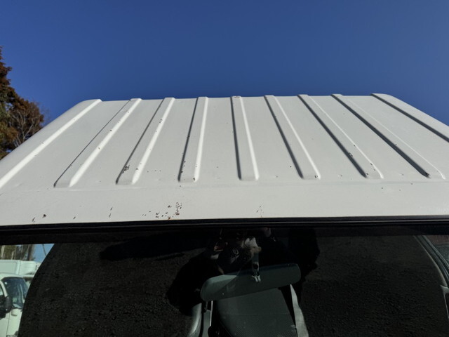 いすゞエルフダンプ小型（2t・3t）[写真08]