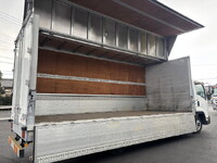 いすゞフォワードアルミウイング中型（4t）[写真13]