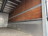 いすゞフォワードアルミウイング中型（4t）[写真18]