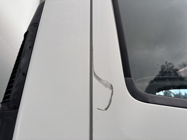 いすゞフォワードアルミウイング中型（4t）[写真33]