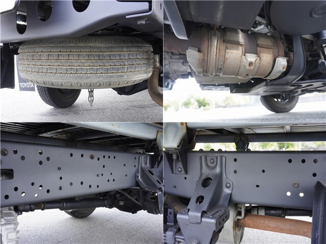 トヨタトヨエース平ボディ小型（2t・3t）[写真25]