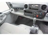 トヨタトヨエース平ボディ小型（2t・3t）[写真34]