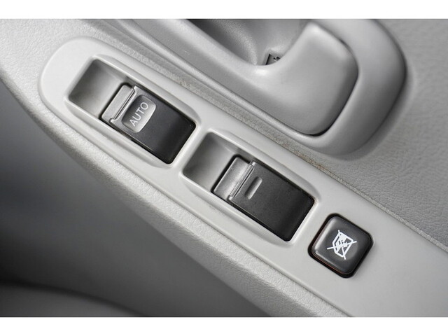 トヨタトヨエース平ボディ小型（2t・3t）[写真36]