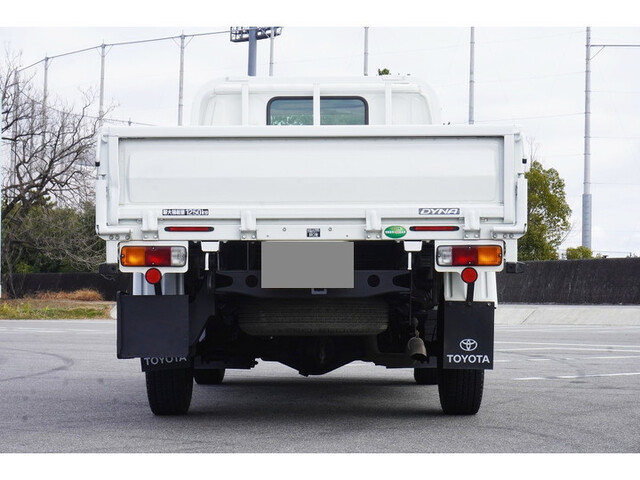 トヨタトヨエース平ボディ小型（2t・3t）[写真06]