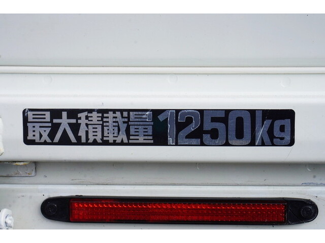 トヨタトヨエース平ボディ小型（2t・3t）[写真08]