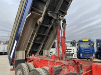 日野プロフィアダンプ大型（10t）[写真12]