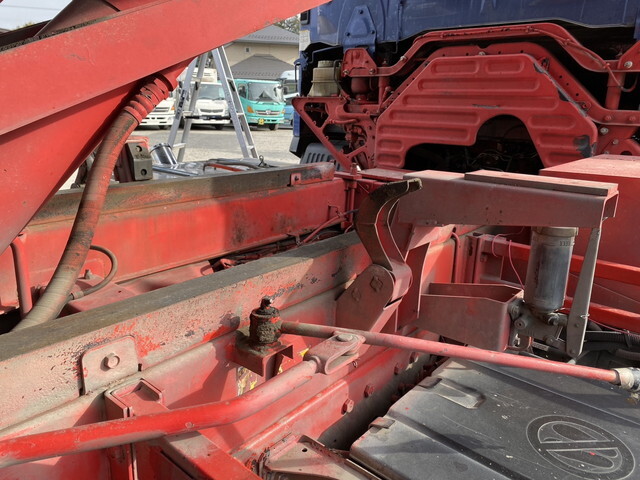 日野プロフィアダンプ大型（10t）[写真19]