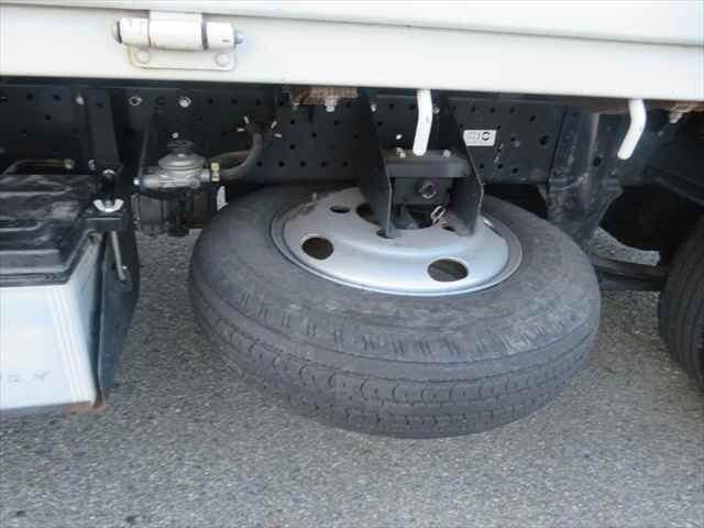 いすゞエルフ平ボディ小型（2t・3t）[写真15]