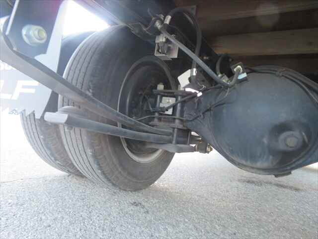 いすゞエルフ平ボディ小型（2t・3t）[写真20]