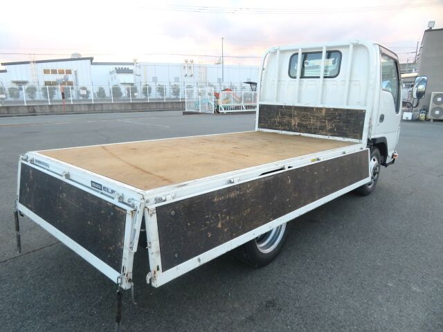 いすゞエルフ平ボディ小型（2t・3t）[写真22]