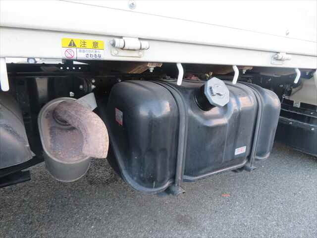 いすゞエルフ平ボディ小型（2t・3t）[写真25]