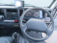 いすゞエルフ平ボディ小型（2t・3t）[写真31]