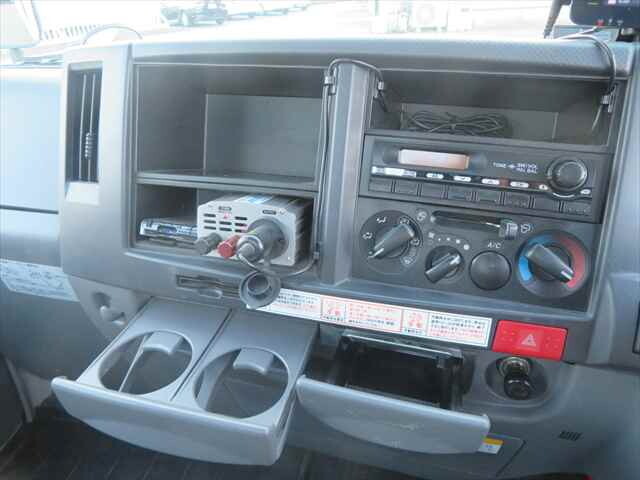 いすゞエルフ平ボディ小型（2t・3t）[写真34]