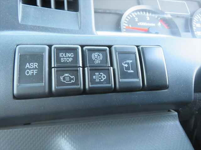 いすゞエルフ平ボディ小型（2t・3t）[写真35]