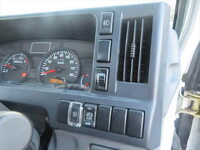 いすゞエルフ平ボディ小型（2t・3t）[写真37]