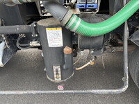 いすゞエルフバキュームカー小型（2t・3t）[写真14]