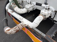 いすゞエルフバキュームカー小型（2t・3t）[写真18]