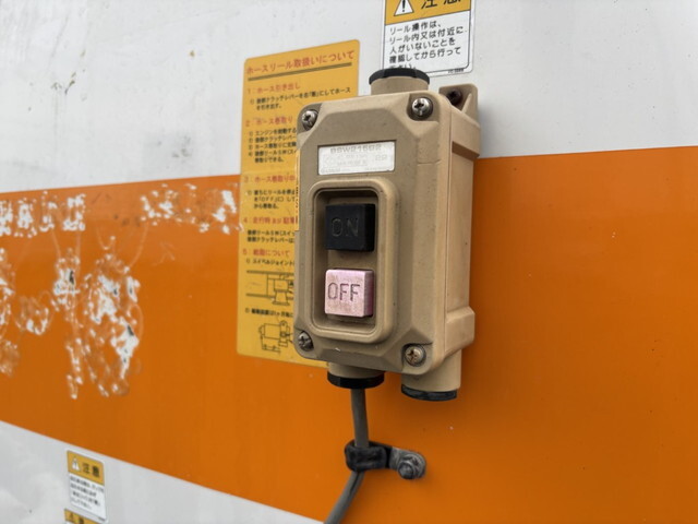 いすゞエルフバキュームカー小型（2t・3t）[写真18]