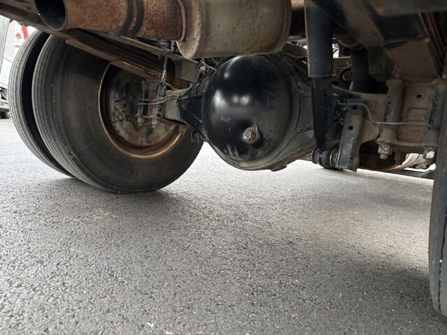 いすゞエルフバキュームカー小型（2t・3t）[写真28]