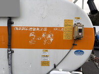 いすゞエルフバキュームカー小型（2t・3t）[写真35]