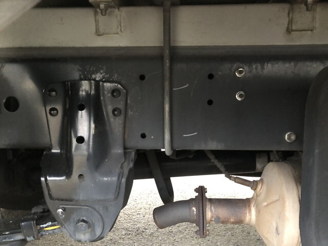 日野デュトロボトルバン小型（2t・3t）[写真17]