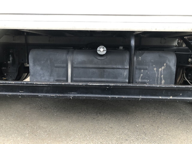 日野デュトロボトルバン小型（2t・3t）[写真21]