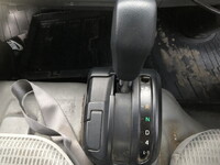 日野デュトロボトルバン小型（2t・3t）[写真26]