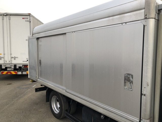 日野デュトロボトルバン小型（2t・3t）[写真06]