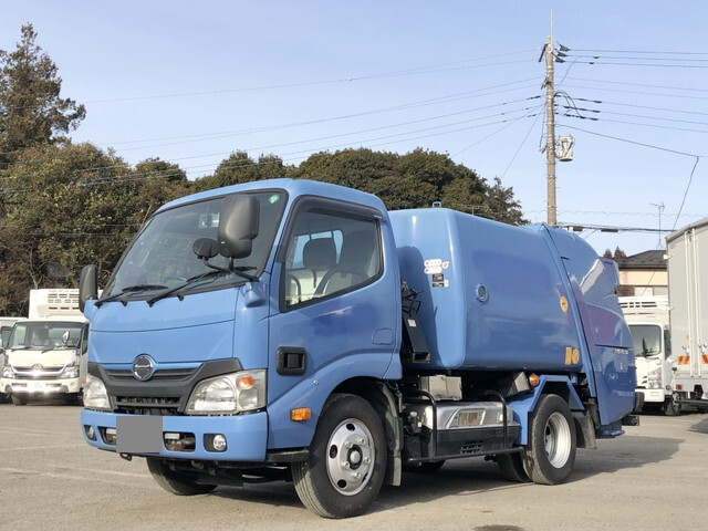 日野デュトロパッカー車（塵芥車）小型（2t・3t）[写真01]