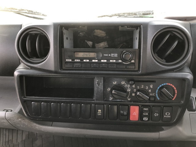 日野デュトロパッカー車（塵芥車）小型（2t・3t）[写真30]