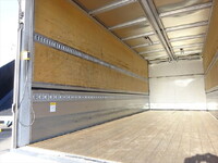 三菱ふそうファイターアルミウイング増トン（6t・8t）[写真17]