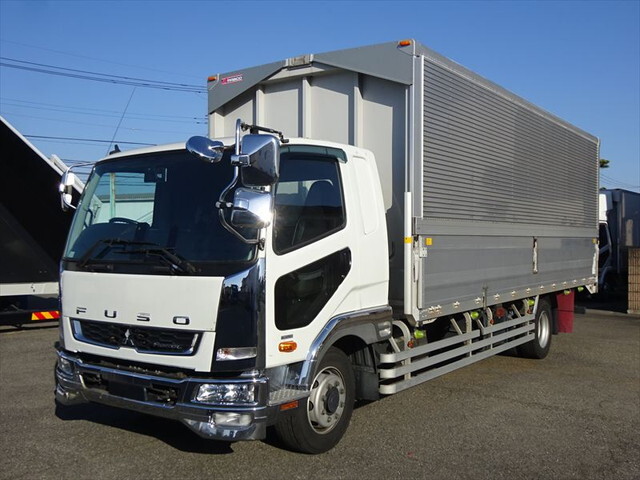 三菱ふそうファイターアルミウイング増トン（6t・8t）[写真03]