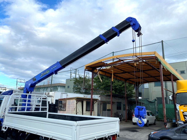 いすゞエルフクレーン4段小型（2t・3t）[写真12]
