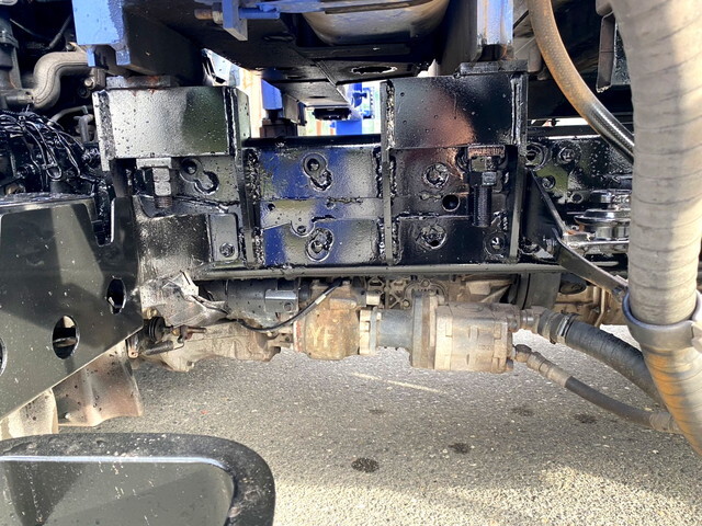 いすゞエルフクレーン4段小型（2t・3t）[写真18]